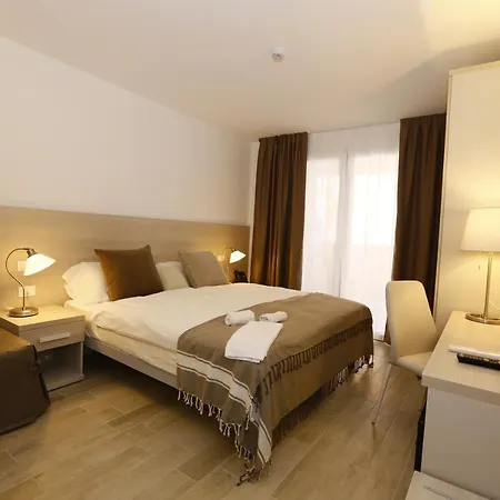 فندق Eldorado, Depandance & غرادو
