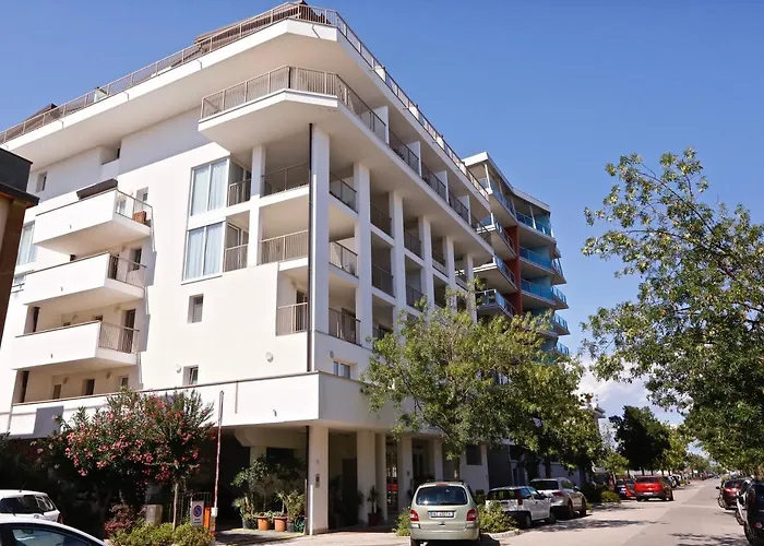 酒店 Eldorado, Depandance & 3*