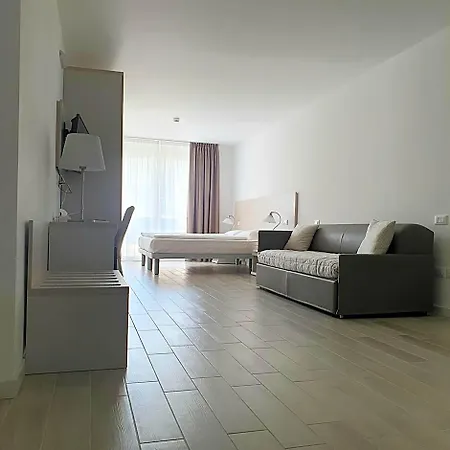 Hotel Eldorado, Depandance & 3*